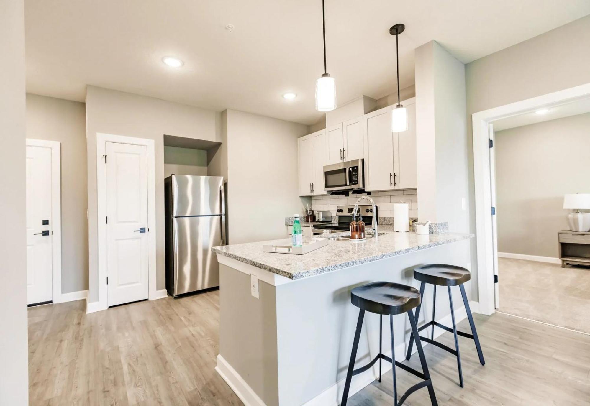 The Vantage Apartments By Barsala Cape Coral Eksteriør billede